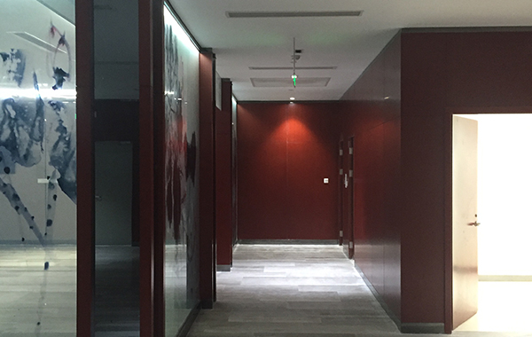 重庆VIP室木饰面板护墙